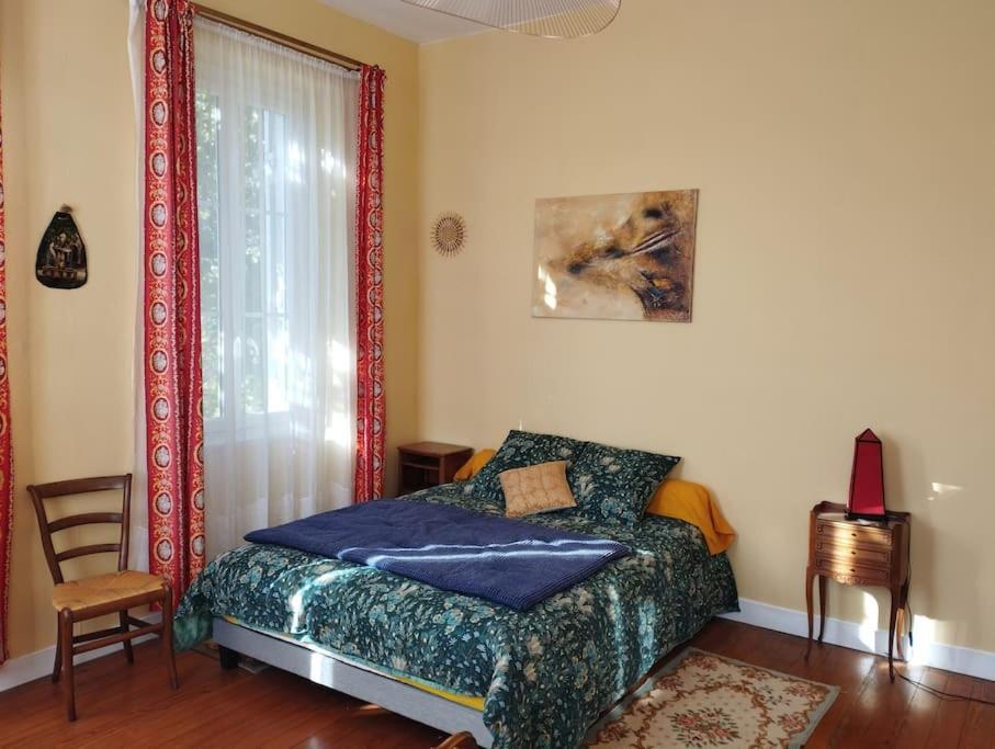 Gite La Burthe Monprimblanc Exterior foto